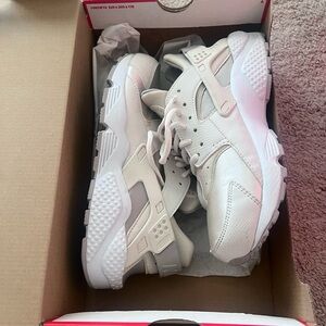 Women’s Nike Huarache